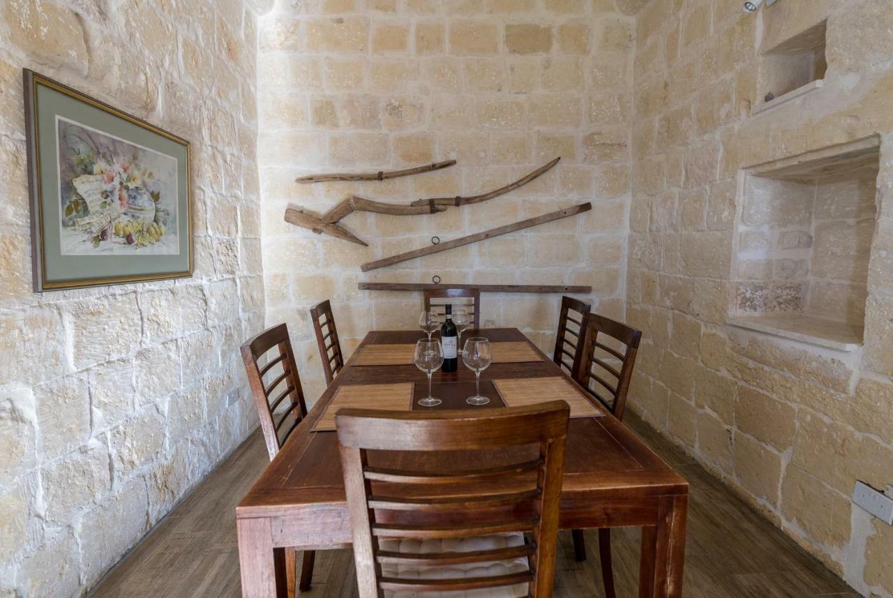 Zeppi'S Luxury Holiday Farmhouse With Private Pool Għarb Exterior foto