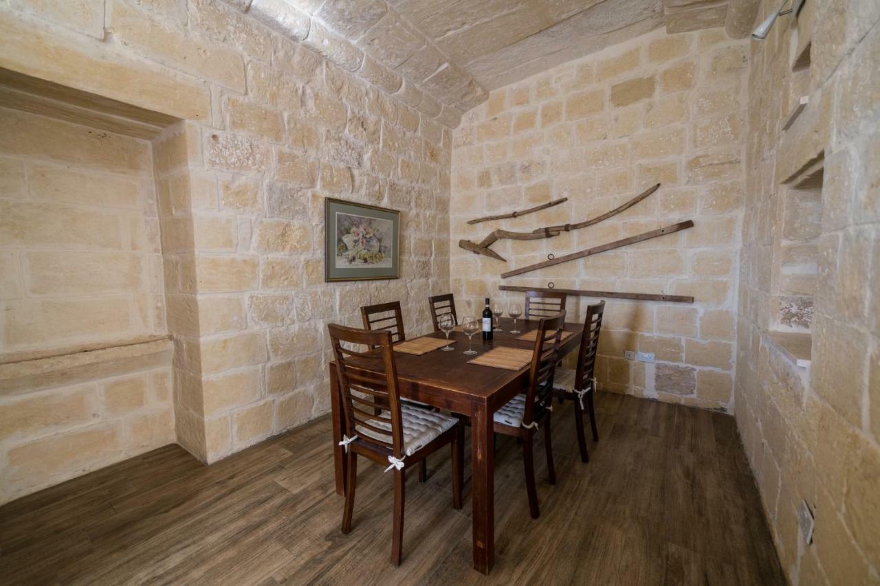 Zeppi'S Luxury Holiday Farmhouse With Private Pool Għarb Exterior foto