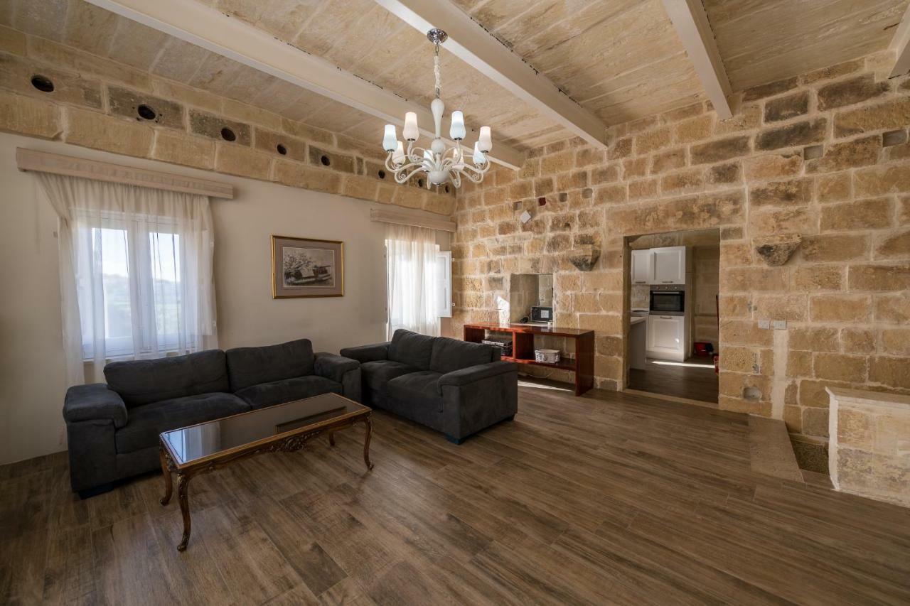 Zeppi'S Luxury Holiday Farmhouse With Private Pool Għarb Exterior foto